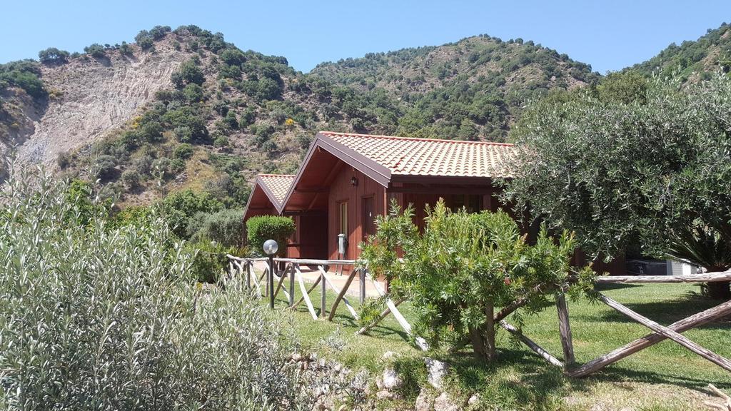 Motta Camastra Agriturismo San Cataldo מראה חיצוני תמונה